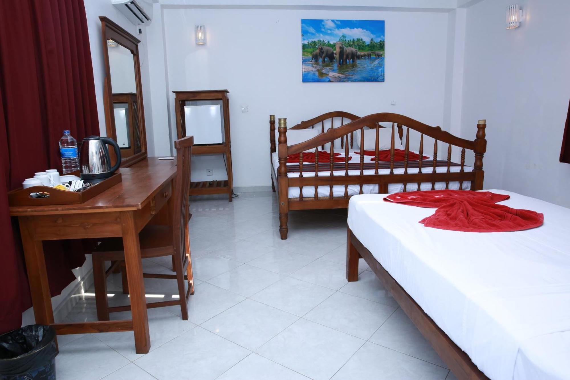 Mirissa Heights Hotel Buitenkant foto